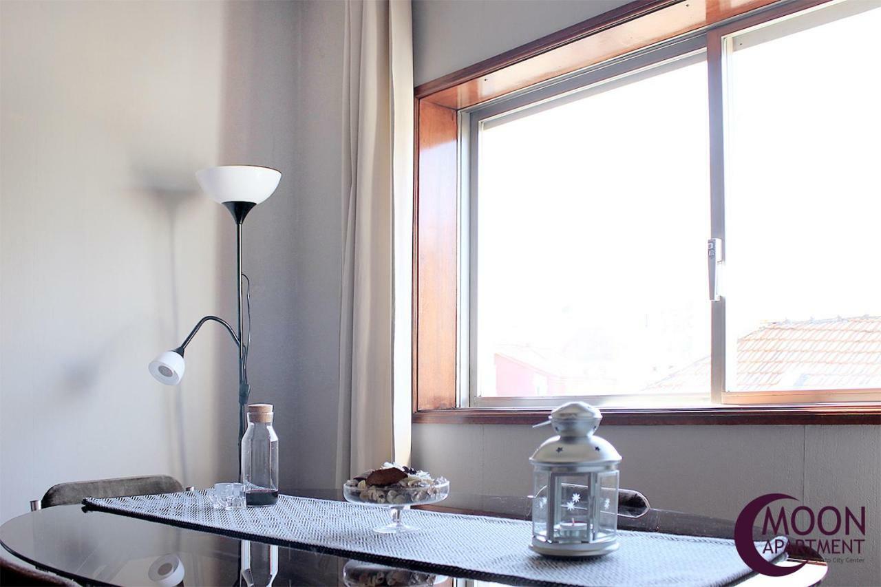Moon City Center Apartment Porto Luaran gambar