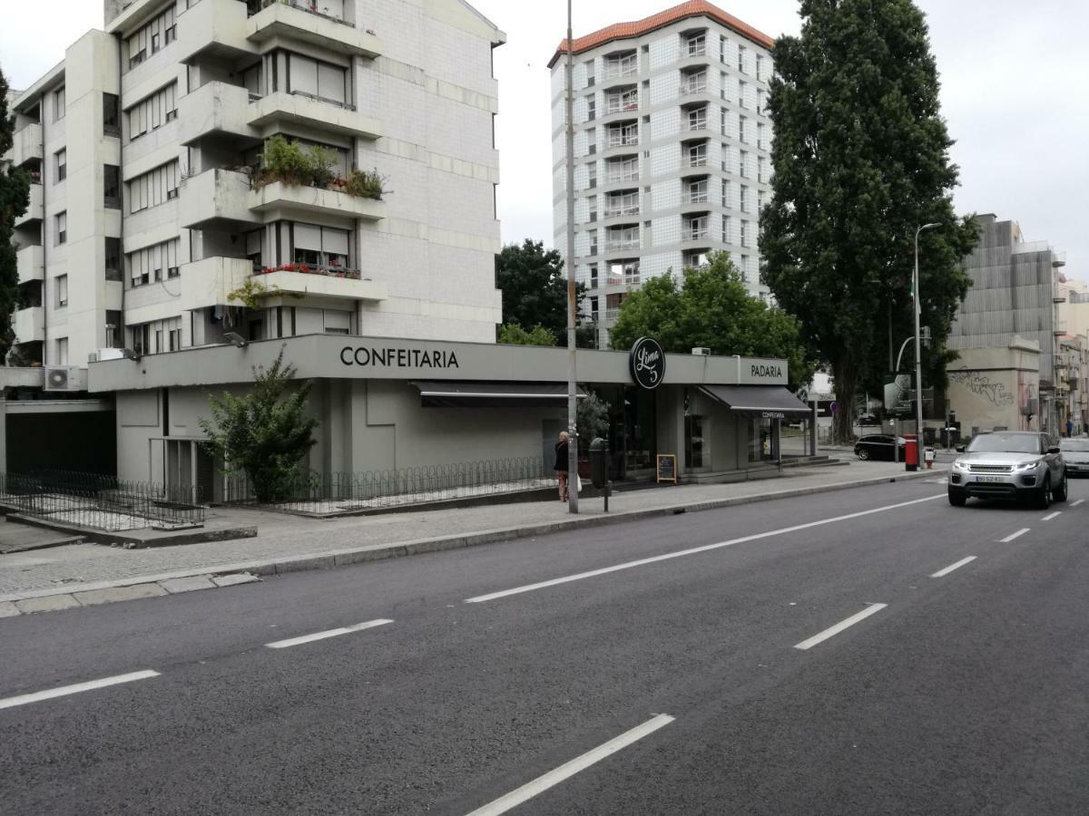 Moon City Center Apartment Porto Luaran gambar